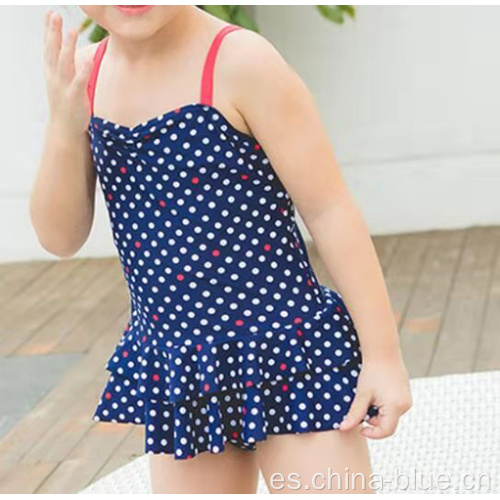 Traje de baño de verano de punto de niña